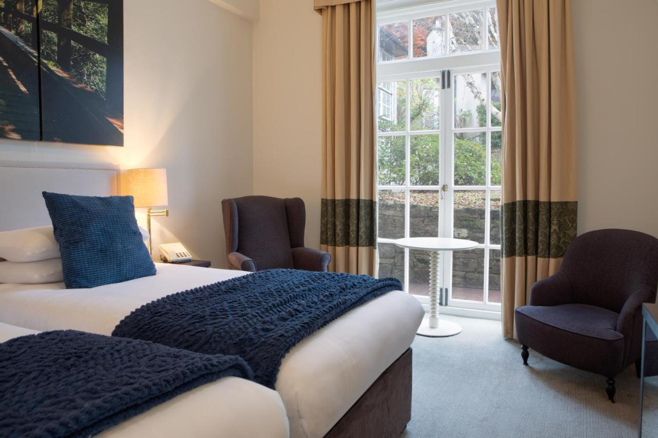 Sunday Box Hill Burford Bridge Hotel Dorking Extérieur photo